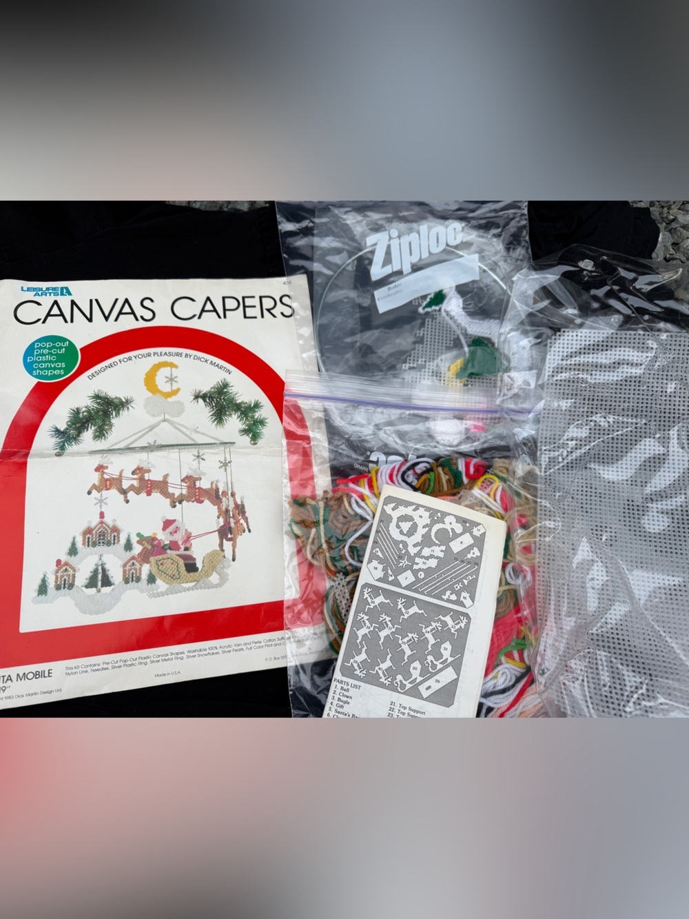 Vintage Christmas Needlepoint Kit